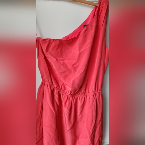 Club Monaco one shoulder silk lined dress, Size 6 - Picture 5 of 6